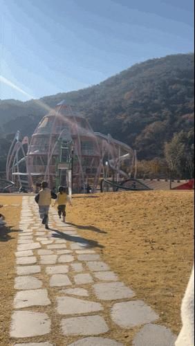 밀양 아이들과 가볼만한 곳 / 역사탐방도하고, 연꽃타워놀이터에서 실컷 놀다오기.