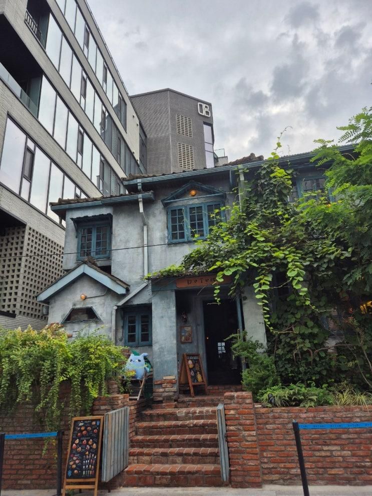 용리단길 감성있는 도토리카페 용산점!
