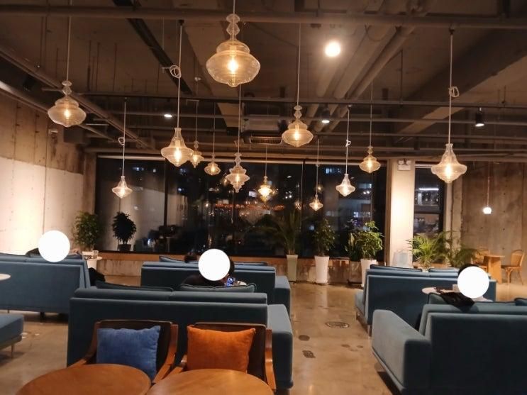 일산 주엽동 스퀘어81 베이커리카페