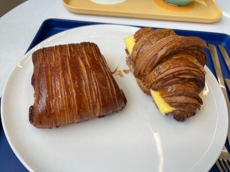 [안성 맛집] 십삼월 :: 여유롭게 즐기는 디저트 카페, 빵 오피어 (ദ്ദി⩌𖥦⩌)