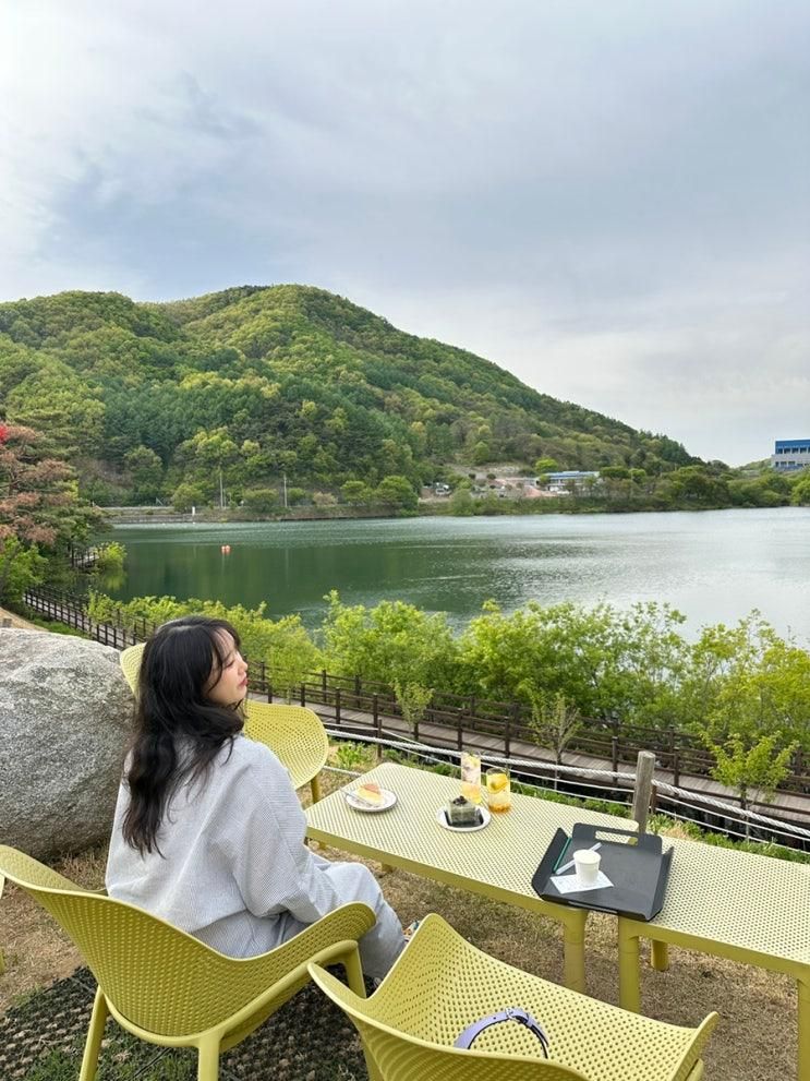 충북 음성 카페 |아이와 놀러가기 좋은 호수뷰카페 유리원