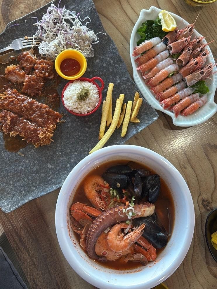 [성산일출봉 맛집] :: 몰마농, 그대와 함께 해물라면 성산본점 :: 딱새우회와 해물라면까지 완벽한 커플코지세트
