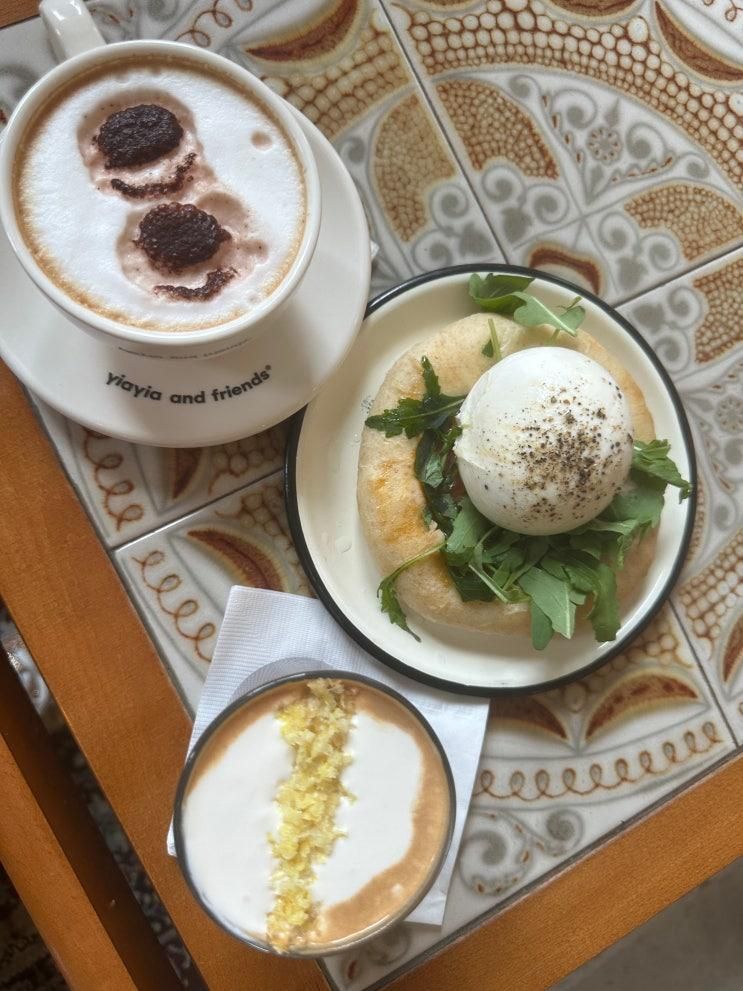 도산공원 카페 아이와 가기 좋은 브런치 맛집 이야이야앤프렌즈