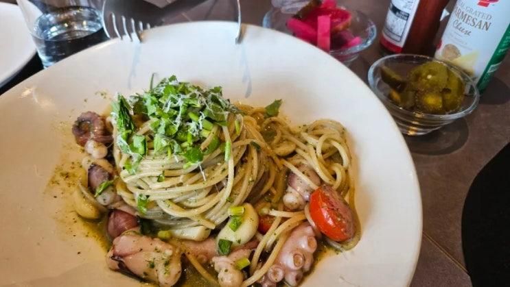 양양 하조대 맛집 더스탠드 아이둘이랑 분위기있게 식사