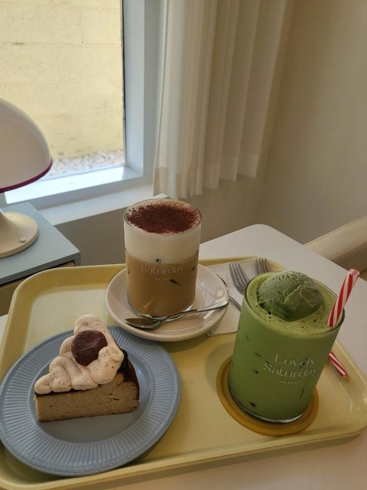 러블리 세러데이 천안 신방 카페 케이크 디저트 맛집