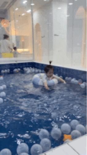 아이와 함께 즐기는 꽃그리는아이 구로항동센터 후기 - 키즈카페 추천! 모래, 드로잉, 물놀이까지 체험