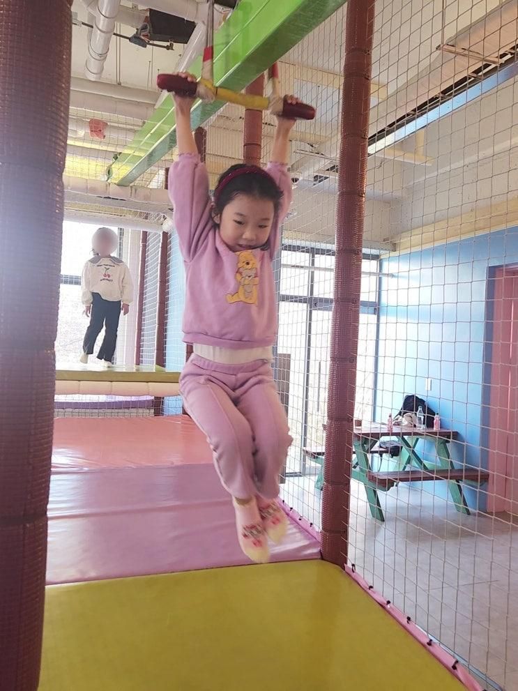 전주 대형 키즈카페 제이키즈클럽 방문기 놀거리 가득한 아이 천국 트램펄린 놀이기구 빵빵한 대형 키즈카페 추천 놀거리 많은 키즈카페