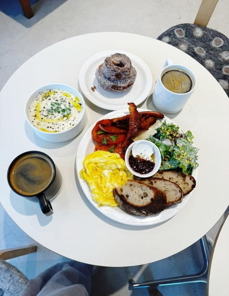 샌프란시스코 빵을 맛볼 수 있는 "타르틴베이커리 대치점"