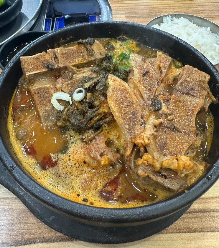 홍성 맛집 // 더본감자탕 홍성점 - 우거지 뼈해장국