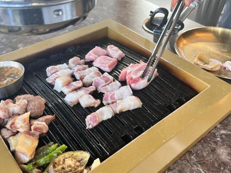 [남매네흑돼지 서귀포신시가지점] 소고기처럼 부드러운 숙성육