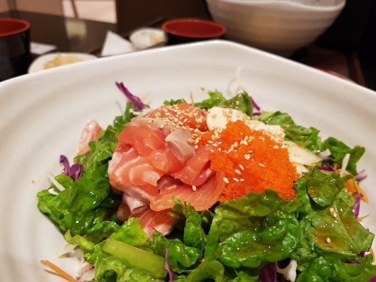 충청 현대백화점 연어 회덮밥 맛집 본가스시 갔어요!!
