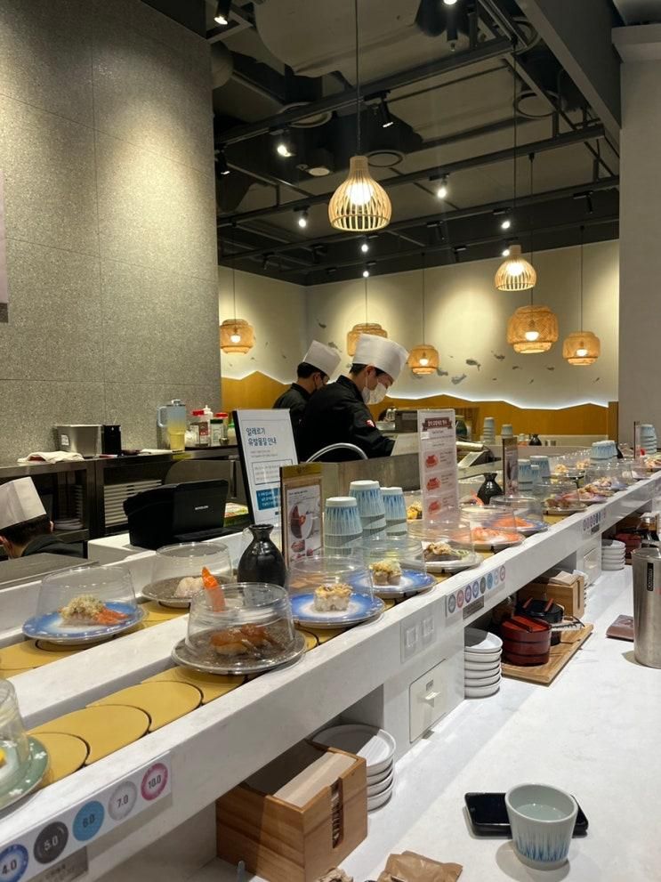 다산 현대프리미엄아울렛 스페이스원 맛집 본가스시, 백미당