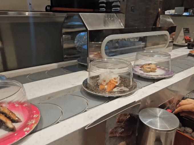 압구정역. 본가스시. 현대백화점 압구정본점 회전초밥 맛집.... 