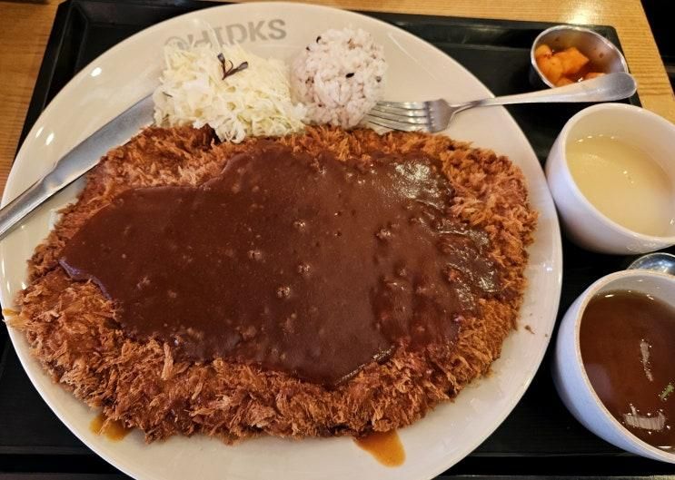 손바닥 왕돈까스 - 홍익돈까스 망포점