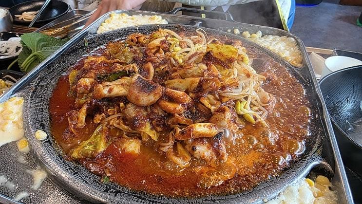 강원도 홍천여행<팔봉산 용궁 불쭈꾸미> 진짜 불맛이다!