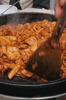 근처 맛집 |  스키 타기 전 점심으로 딱, 메밀꽃닭갈비막국수