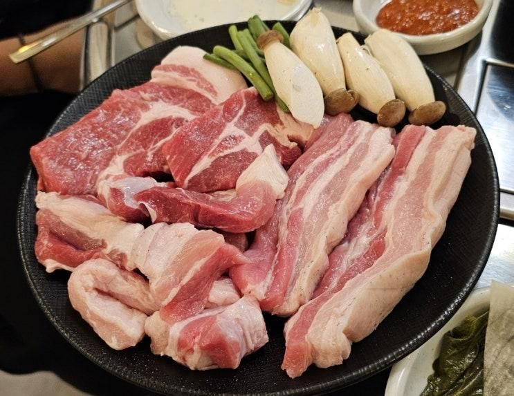 부산 해운대 맛집 흑돈하르방 센텀점 흑돼지 돔베구이 솔직 후기