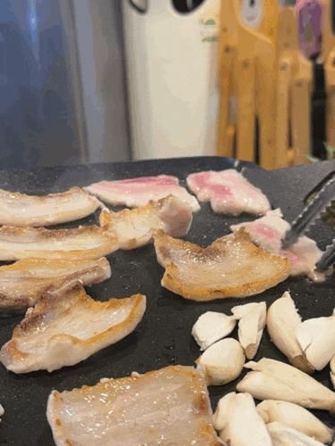 신곡동 맛집 먹고집 쫀득한 삼겹살 맛보러 가보세요