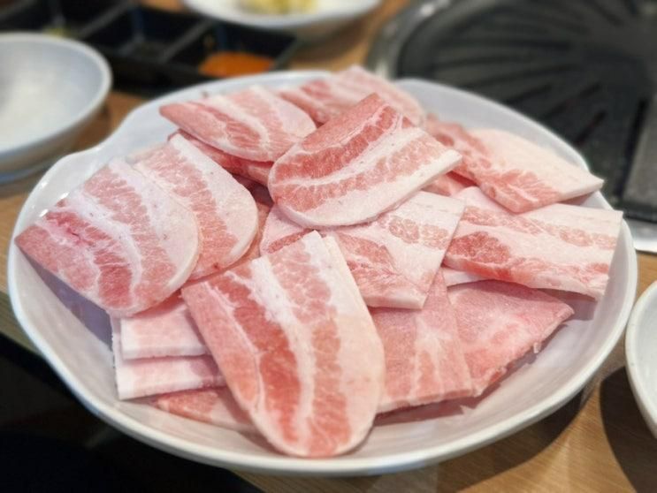 부산 문현동 고기집 희야네돼지_냉삼에 소주 한잔