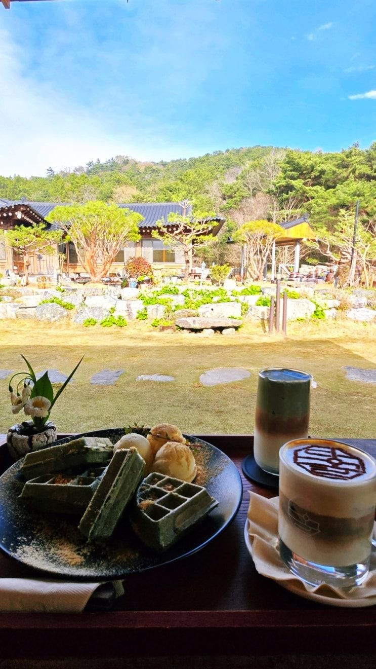 [군산]  쑥크림 라떼가 맛있는 당골 한옥카페