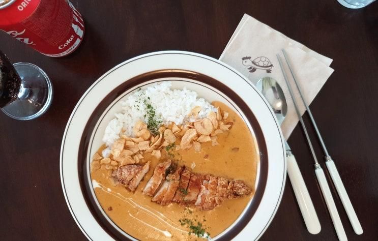 충남 보령 맛집 치킨크림카레 먹었어요, 아기자기한 소품들까지 마....
