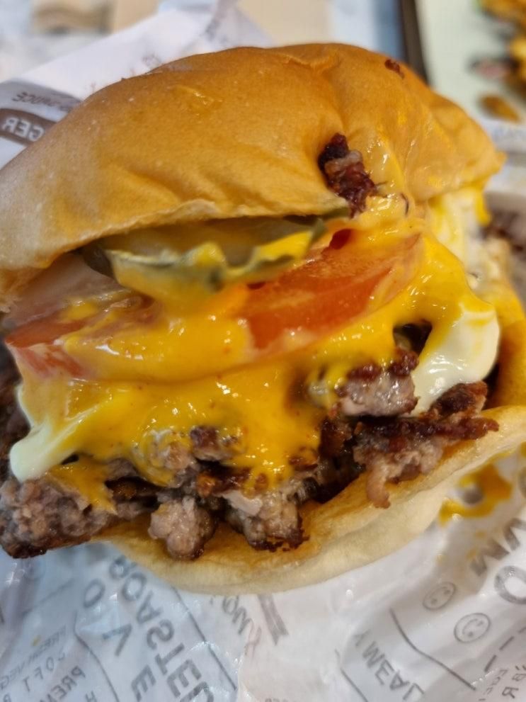 (마요맨의 간단포스팅-판교 아이스퀘어 맛집) 버거해장 성공! 오지버거