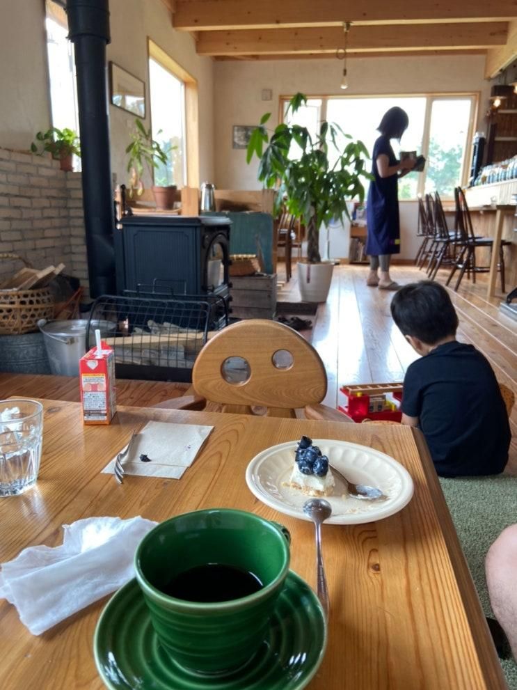[태교여행2️⃣]임신 27주 3살아이랑홋카이도 비에이 美瑛 카페 커피 목장 사계의언덕 四季の丘 카레우동 프린스호텔 닝구루테라스 ニングルテラス 후라노맛집 富良野 オムカレー 오무카레