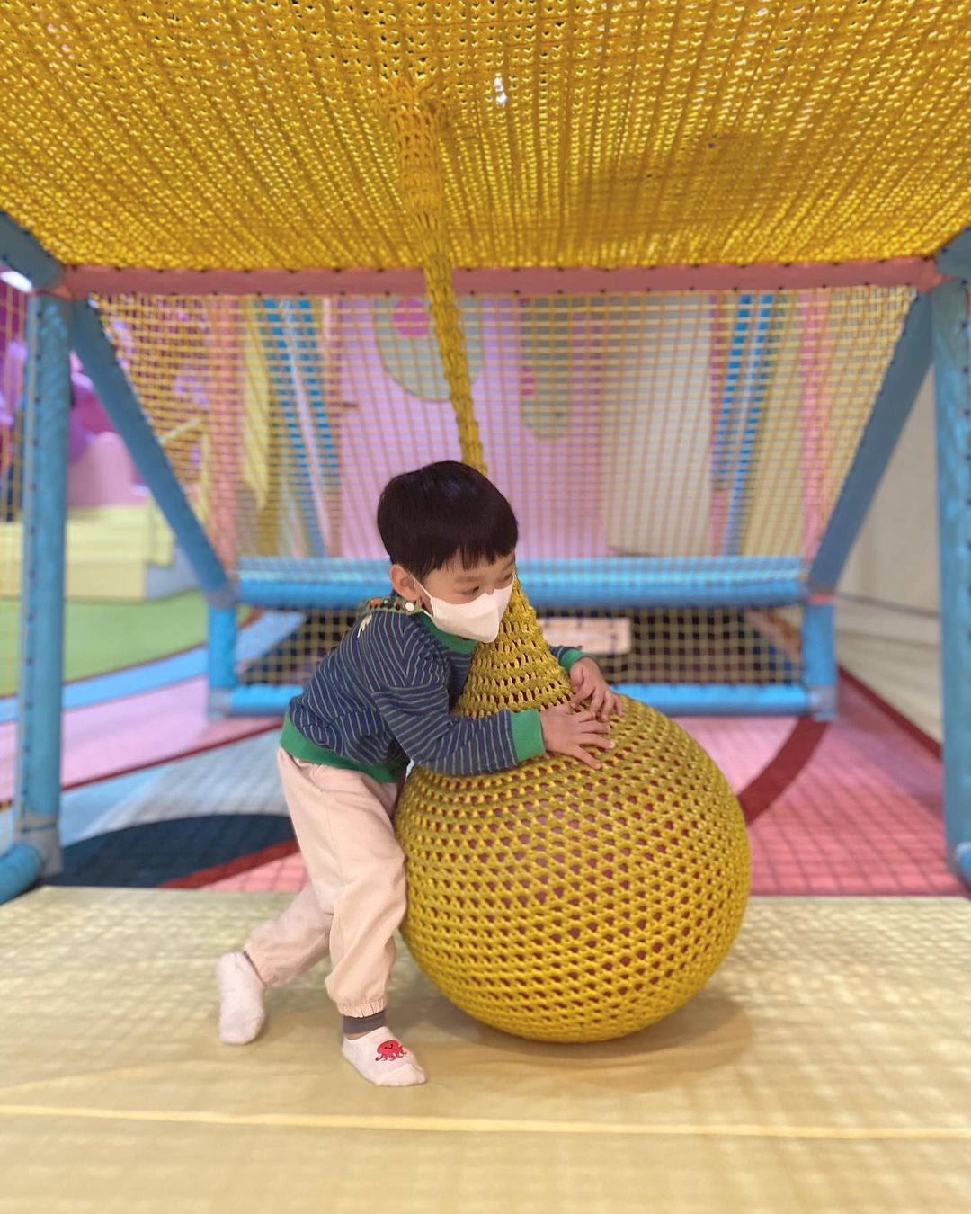 https://image.mom-mom.net/eyJidWNrZXQiOiJtb21tb20tbW9tc3RvdWNoIiwia2V5IjoibWlncmF0ZWQvcGxhY2VzLzYyZDYzMmRkNjk1ODczMzRmYjAxOTU2MSIsImVkaXRzIjp7InJlc2l6ZSI6eyJ3aWR0aCI6NTAwLCJ3aXRob3V0RW5sYXJnZW1lbnQiOnRydWV9fX0=