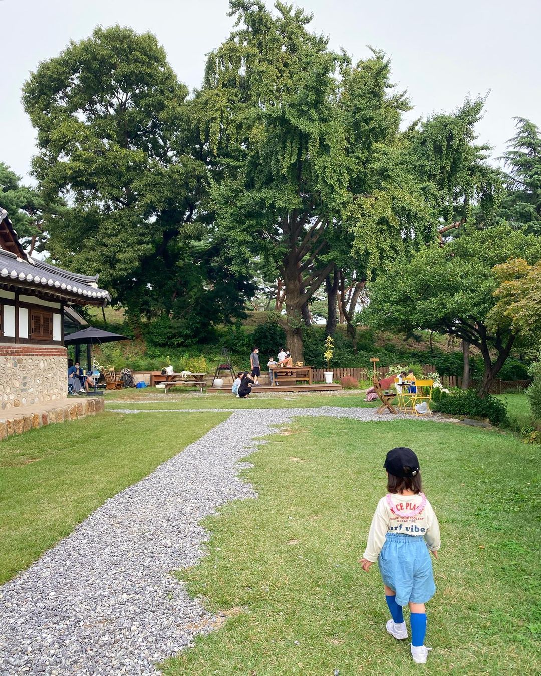 https://image.mom-mom.net/eyJidWNrZXQiOiJtb21tb20tbW9tc3RvdWNoIiwia2V5IjoibWlncmF0ZWQvcGxhY2VzLzYyZDYzM2M1Njk1ODczMzRmYjAxOTliMyIsImVkaXRzIjp7InJlc2l6ZSI6eyJ3aWR0aCI6NTAwLCJ3aXRob3V0RW5sYXJnZW1lbnQiOnRydWV9fX0=