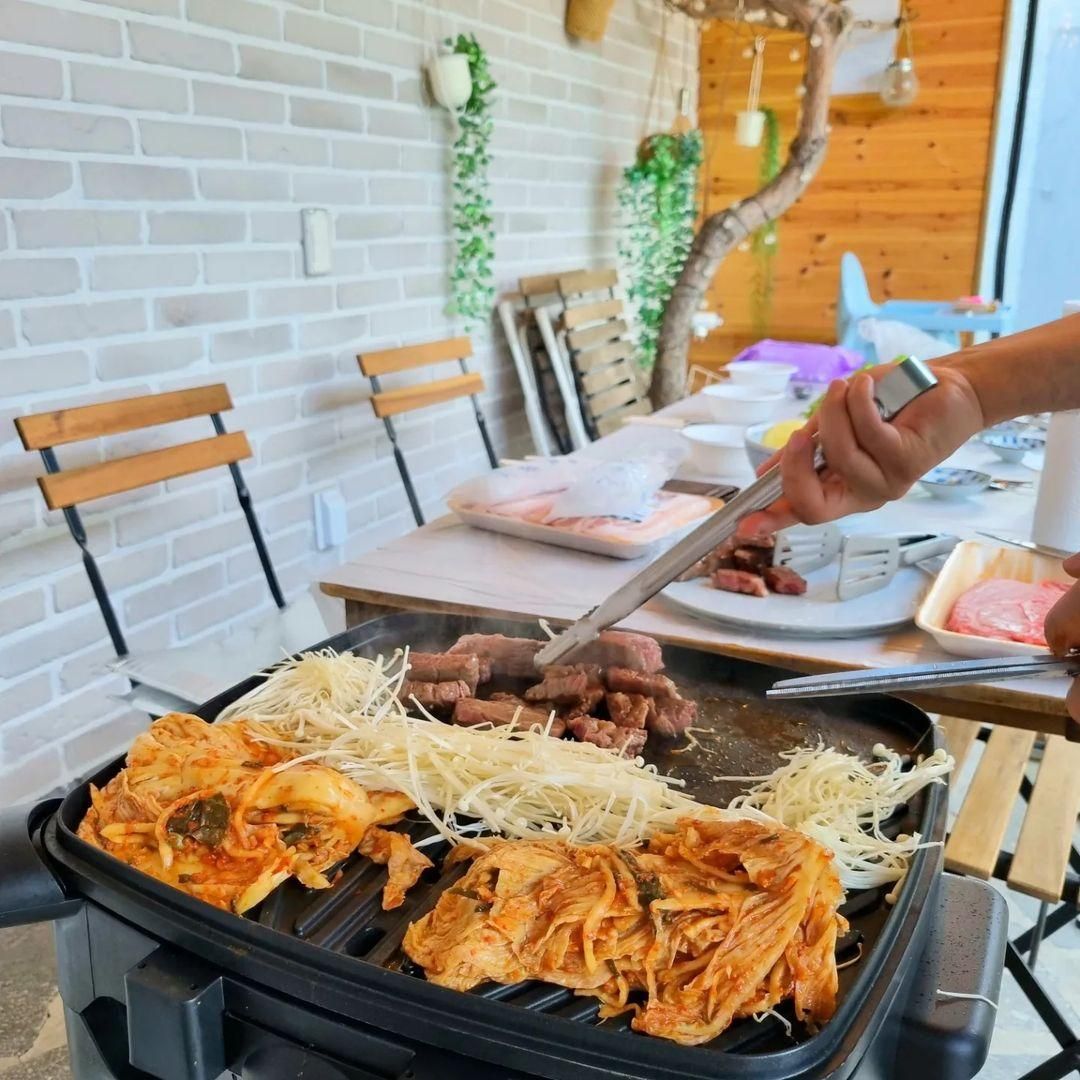 https://image.mom-mom.net/eyJidWNrZXQiOiJtb21tb20tbW9tc3RvdWNoIiwia2V5IjoibWlncmF0ZWQvcGxhY2VzLzYzNmM5YTkzZmEwMmI5Yjc3ZmRlMGI3NiIsImVkaXRzIjp7InJlc2l6ZSI6eyJ3aWR0aCI6NTAwLCJ3aXRob3V0RW5sYXJnZW1lbnQiOnRydWV9fX0=