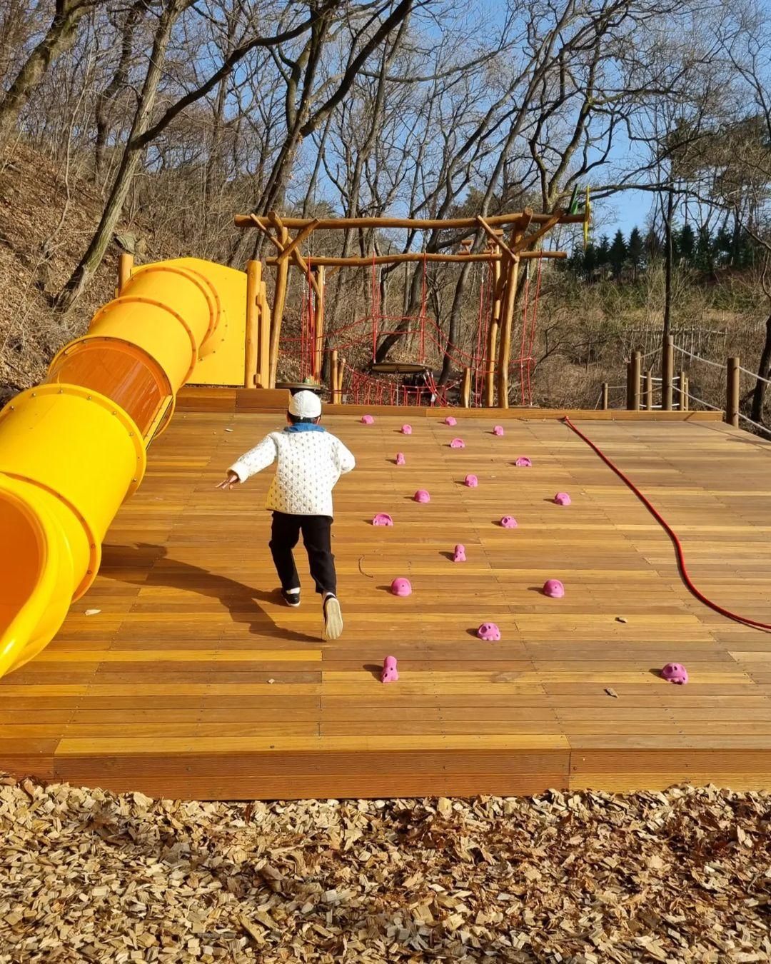 https://image.mom-mom.net/eyJidWNrZXQiOiJtb21tb20tbW9tc3RvdWNoIiwia2V5IjoibWlncmF0ZWQvcGxhY2VzLzYzOTAzMWNhY2YzNjgwYmRmMDEwNDE4ZCIsImVkaXRzIjp7InJlc2l6ZSI6eyJ3aWR0aCI6NTAwLCJ3aXRob3V0RW5sYXJnZW1lbnQiOnRydWV9fX0=