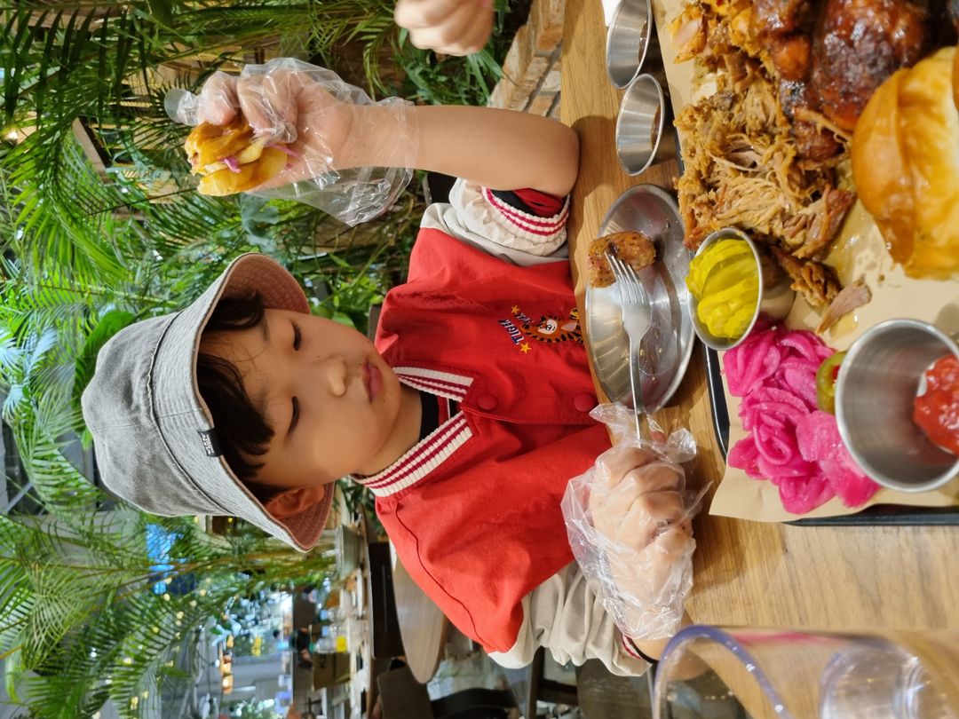 https://image.mom-mom.net/eyJidWNrZXQiOiJtb21tb20tbW9tc3RvdWNoIiwia2V5IjoibWlncmF0ZWQvcGxhY2VzLzY0NjU4YzU1NmQ5NGZiYTczMWI1Y2RmYSIsImVkaXRzIjp7InJlc2l6ZSI6eyJ3aWR0aCI6NTAwLCJ3aXRob3V0RW5sYXJnZW1lbnQiOnRydWV9fX0=
