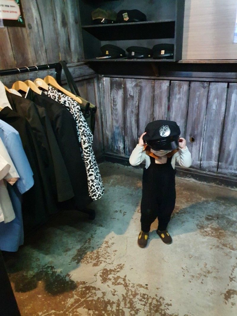 https://image.mom-mom.net/eyJidWNrZXQiOiJtb21tb20tbW9tc3RvdWNoIiwia2V5IjoibWlncmF0ZWQvcGxhY2VzLzY0MWQwNGVlY2E0ZDE4ZDZjYTM4ZWZjYyIsImVkaXRzIjp7InJlc2l6ZSI6eyJ3aWR0aCI6NTAwLCJ3aXRob3V0RW5sYXJnZW1lbnQiOnRydWV9fX0=