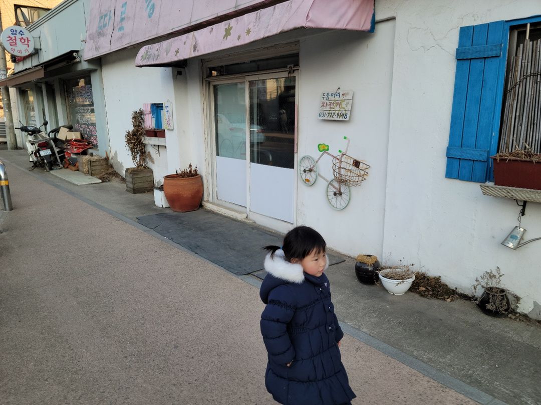 https://image.mom-mom.net/eyJidWNrZXQiOiJtb21tb20tbW9tc3RvdWNoIiwia2V5IjoibWlncmF0ZWQvcGxhY2VzLzY0MzNkMmI2ODdkYjI3ZjYxZDZlN2ExMyIsImVkaXRzIjp7InJlc2l6ZSI6eyJ3aWR0aCI6NTAwLCJ3aXRob3V0RW5sYXJnZW1lbnQiOnRydWV9fX0=