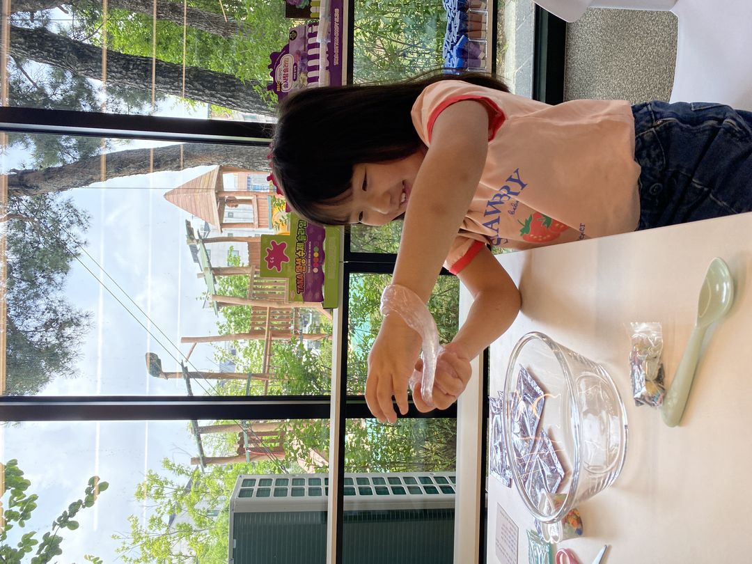 https://image.mom-mom.net/eyJidWNrZXQiOiJtb21tb20tbW9tc3RvdWNoIiwia2V5IjoicGxhY2VzLzY0NmEyN2FmMGVlMzBhYzA3MWVlMGQxNiIsImVkaXRzIjp7InJlc2l6ZSI6eyJ3aWR0aCI6NTAwLCJoZWlnaHQiOjM3NX19fQ==
