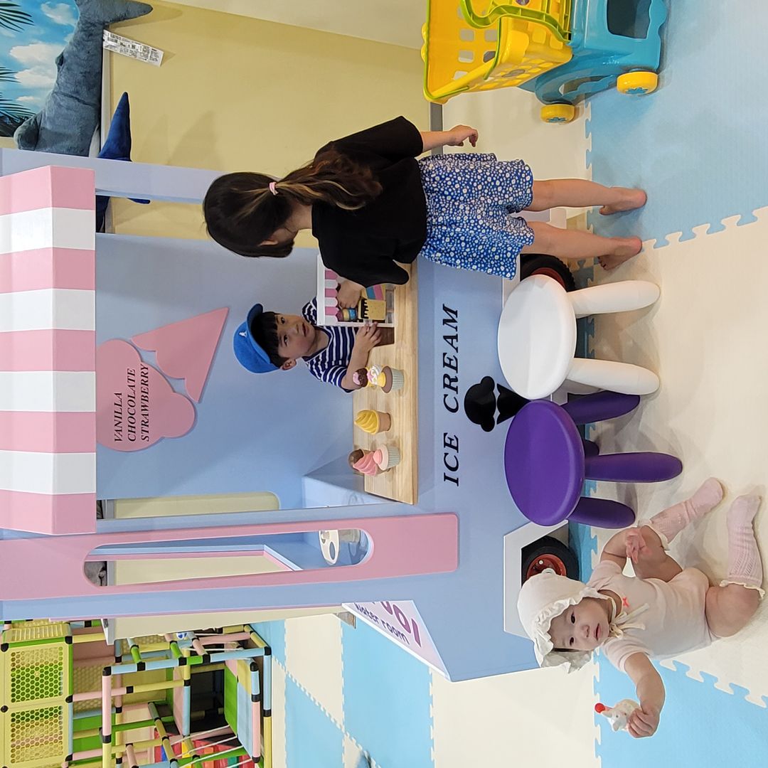 https://image.mom-mom.net/eyJidWNrZXQiOiJtb21tb20tbW9tc3RvdWNoIiwia2V5IjoicGxhY2VzLzY0OGM3N2FiNDU0OGE1MWZlNjY3Zjc4ZSIsImVkaXRzIjp7InJlc2l6ZSI6eyJ3aWR0aCI6NTAwLCJoZWlnaHQiOjUwMH19fQ==