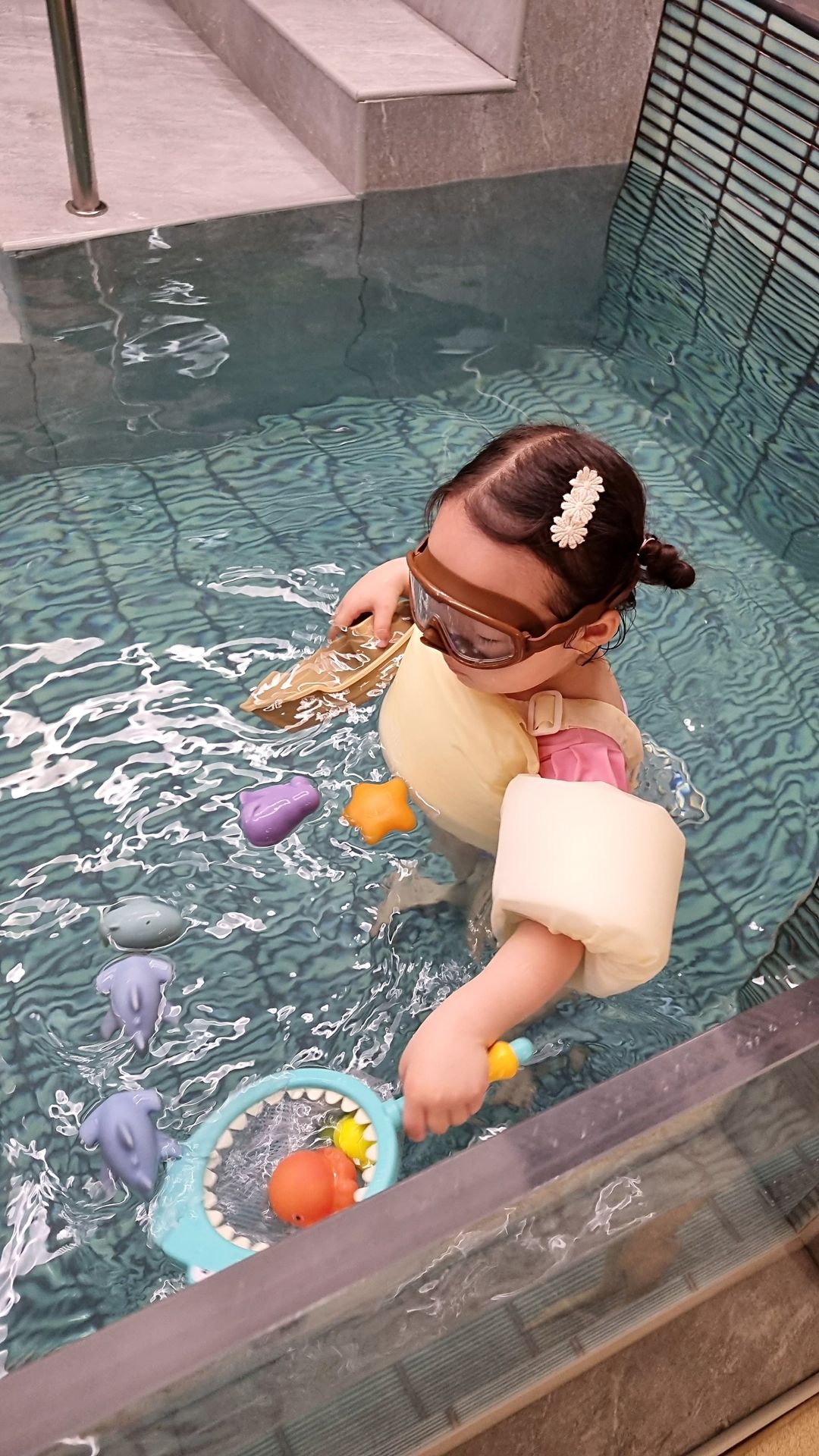https://image.mom-mom.net/eyJidWNrZXQiOiJtb21tb20tbW9tc3RvdWNoIiwia2V5IjoicGxhY2VzLzY0YTNiYTM3OTM4NzAzNTZlN2NhNTM2NSIsImVkaXRzIjp7InJlc2l6ZSI6eyJ3aWR0aCI6MTA4MCwid2l0aG91dEVubGFyZ2VtZW50Ijp0cnVlfX19