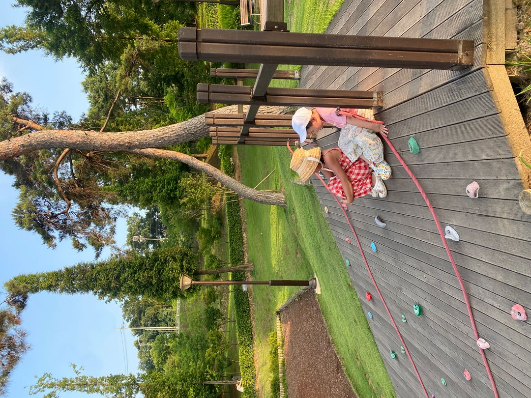 https://image.mom-mom.net/eyJidWNrZXQiOiJtb21tb20tbW9tc3RvdWNoIiwia2V5IjoicGxhY2VzLzY0YTI3MDI4YTJkOTI1YTVmMzJlNzRjMSIsImVkaXRzIjp7InJlc2l6ZSI6eyJ3aWR0aCI6NTAwLCJoZWlnaHQiOjM3NX19fQ==