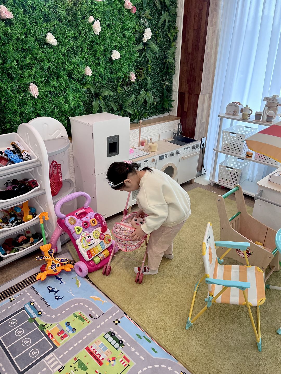 https://image.mom-mom.net/eyJidWNrZXQiOiJtb21tb20tbW9tc3RvdWNoIiwia2V5IjoicGxhY2VzLzY0YTUwYmZlMDE1YWVlMzJiMWYxYTNkZSIsImVkaXRzIjp7InJlc2l6ZSI6eyJ3aWR0aCI6Mzc1LCJoZWlnaHQiOjUwMH19fQ==