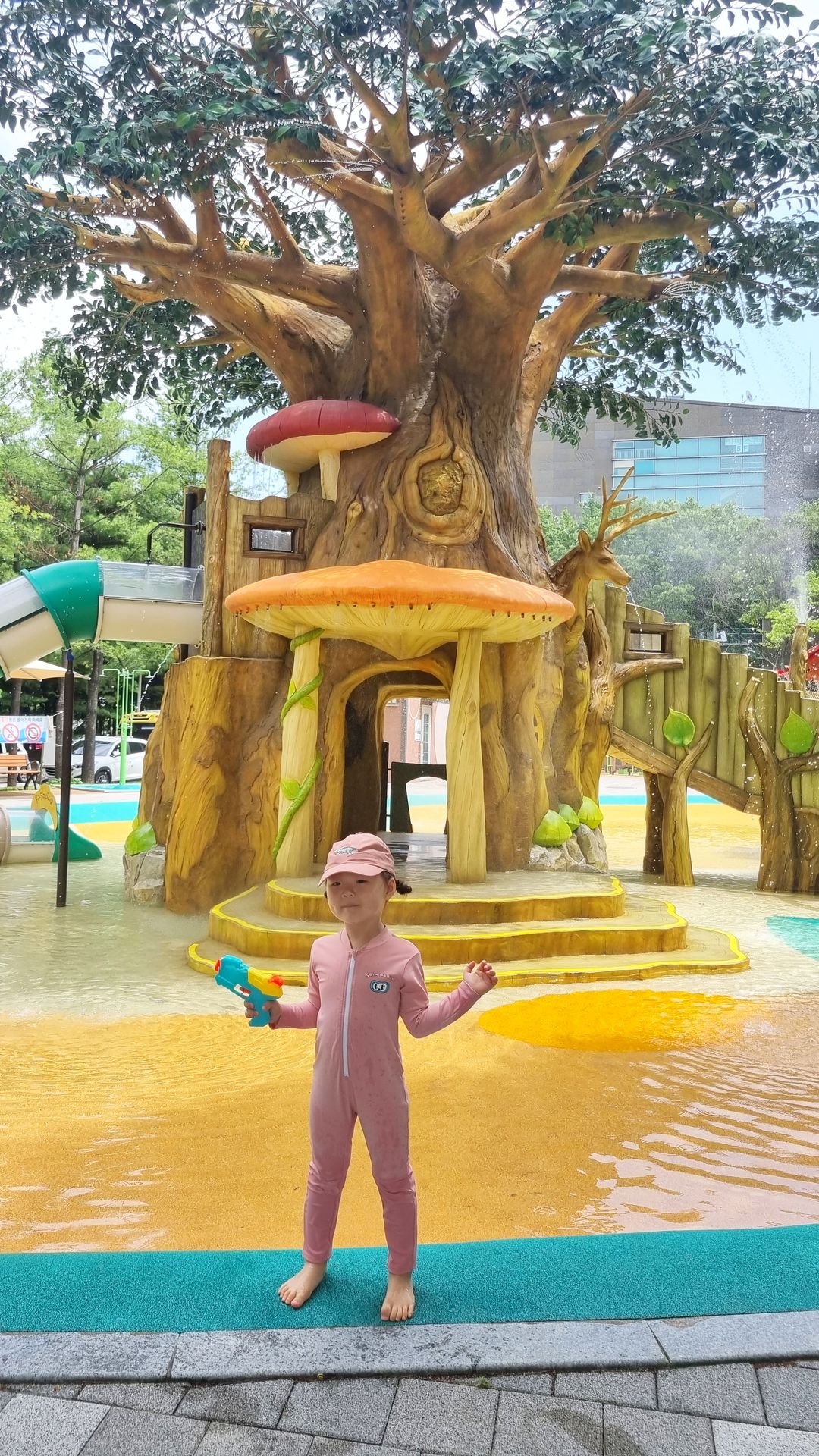 https://image.mom-mom.net/eyJidWNrZXQiOiJtb21tb20tbW9tc3RvdWNoIiwia2V5IjoicGxhY2VzLzY0YTU4NWUyNjg4MGIxNmM0MmU1NTYwOSIsImVkaXRzIjp7InJlc2l6ZSI6eyJ3aWR0aCI6MjgxLCJoZWlnaHQiOjUwMH19fQ==