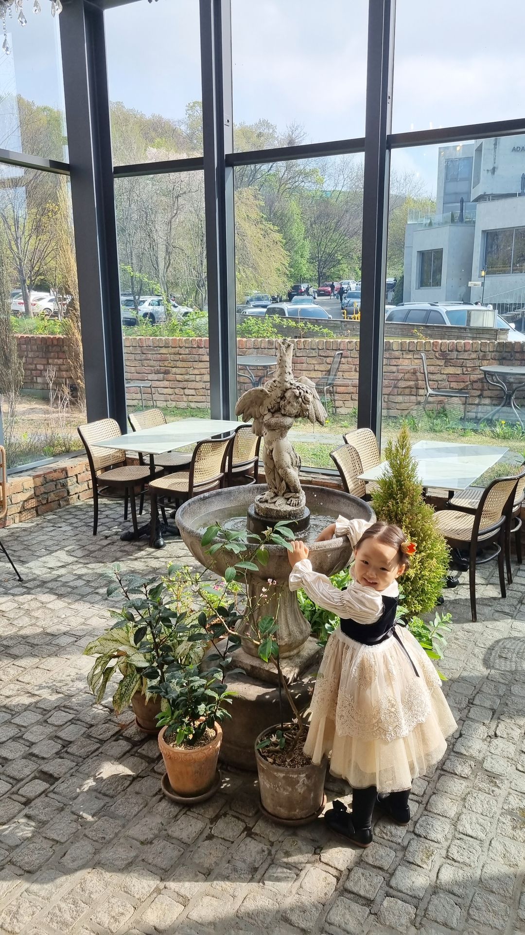 https://image.mom-mom.net/eyJidWNrZXQiOiJtb21tb20tbW9tc3RvdWNoIiwia2V5IjoicGxhY2VzLzY0YWI1NmZhMDM2MGJkNjM0MzY4MjM5YiIsImVkaXRzIjp7InJlc2l6ZSI6eyJ3aWR0aCI6MjgxLCJoZWlnaHQiOjUwMH19fQ==