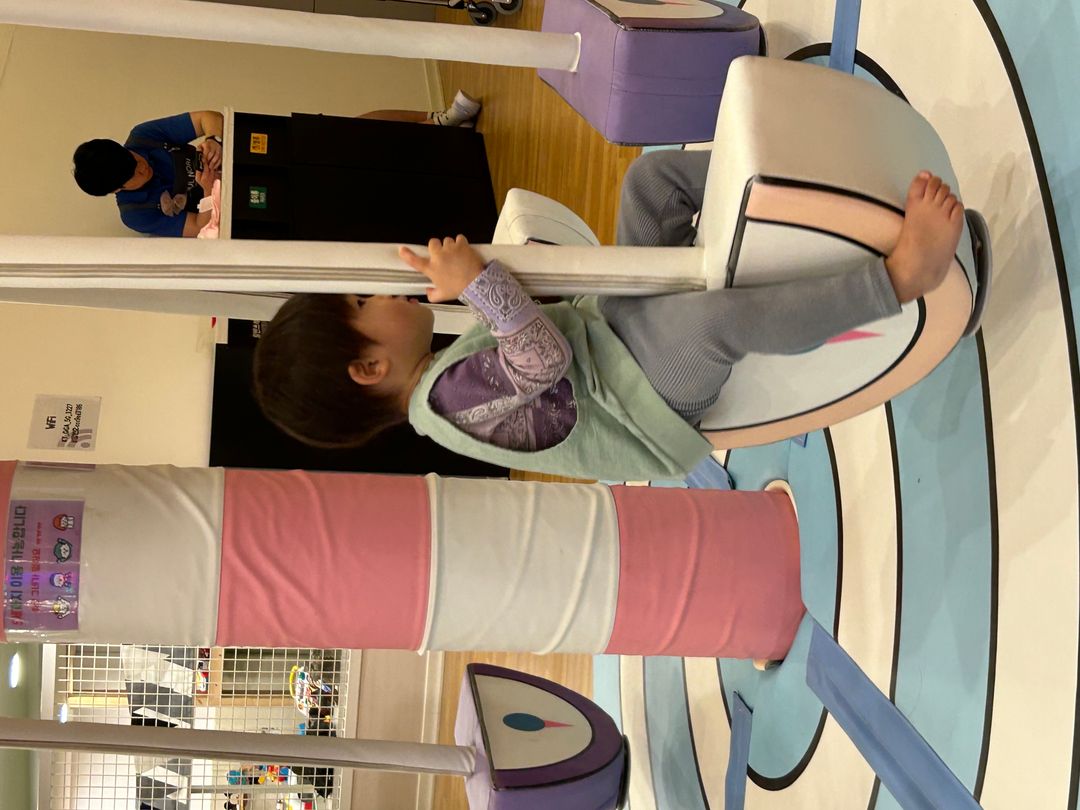https://image.mom-mom.net/eyJidWNrZXQiOiJtb21tb20tbW9tc3RvdWNoIiwia2V5IjoicGxhY2VzLzY0YmNhZWRmNmM3NmM1NTYxYWEyODYwZiIsImVkaXRzIjp7InJlc2l6ZSI6eyJ3aWR0aCI6NTAwLCJoZWlnaHQiOjM3NX19fQ==