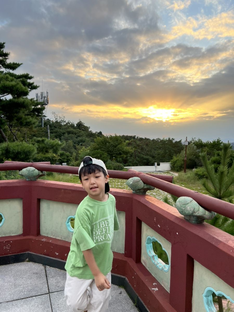 https://image.mom-mom.net/eyJidWNrZXQiOiJtb21tb20tbW9tc3RvdWNoIiwia2V5IjoicGxhY2VzLzY0ZDVkNjE0ZThmOGE2Y2MxNjAxNDE4NSIsImVkaXRzIjp7InJlc2l6ZSI6eyJ3aWR0aCI6Mzc1LCJoZWlnaHQiOjUwMH19fQ==