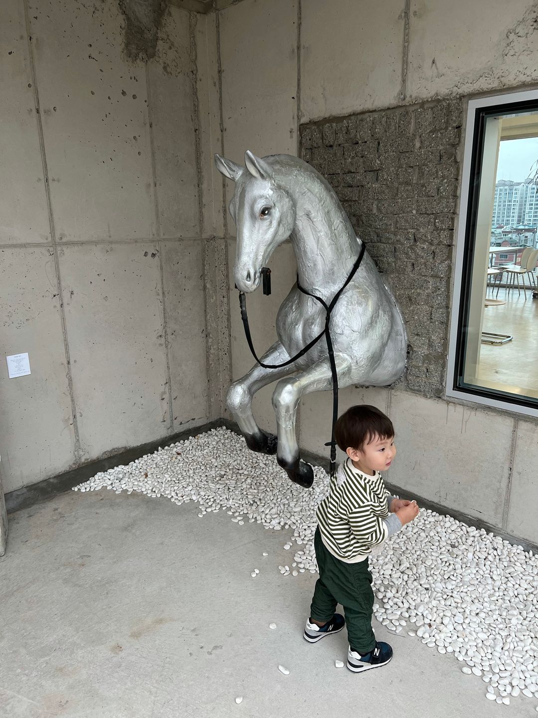 https://image.mom-mom.net/eyJidWNrZXQiOiJtb21tb20tbW9tc3RvdWNoIiwia2V5IjoicGxhY2VzLzY0ZTgxZGMwMWJjNGEzOTQyNjkxNTY4OSIsImVkaXRzIjp7InJlc2l6ZSI6eyJ3aWR0aCI6Mzc1LCJoZWlnaHQiOjUwMH19fQ==