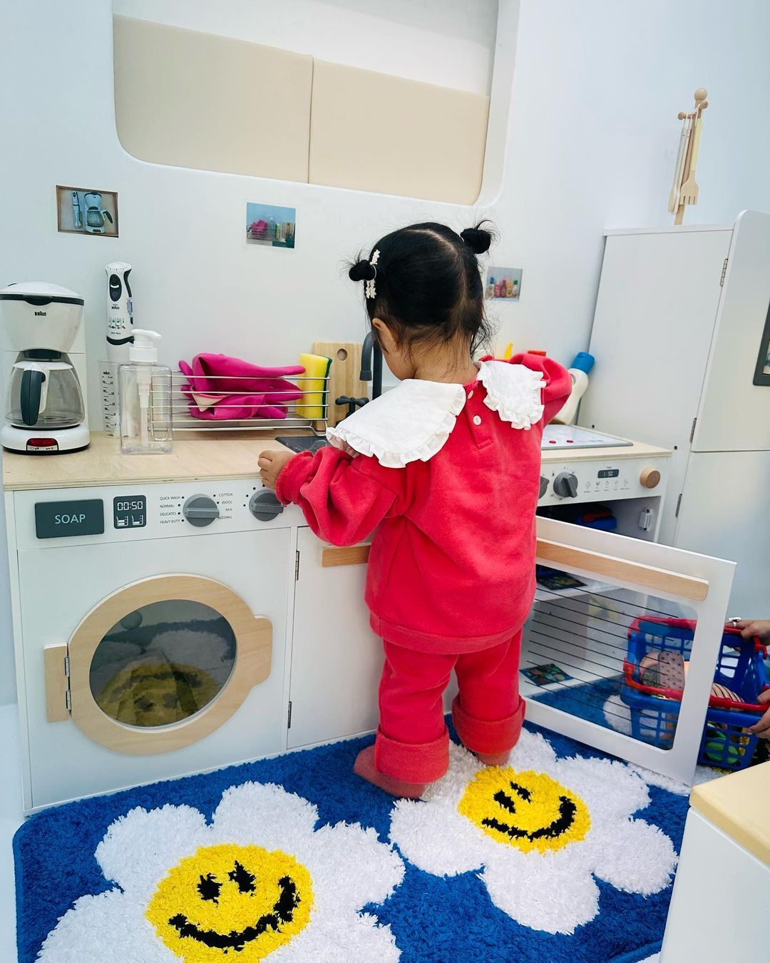 https://image.mom-mom.net/eyJidWNrZXQiOiJtb21tb20tbW9tc3RvdWNoIiwia2V5IjoicGxhY2VzLzY1NDg3YTYzNjc0MWZmOTliY2E2OTNkZi5qcGciLCJlZGl0cyI6eyJyZXNpemUiOnsid2lkdGgiOjQwMCwiaGVpZ2h0Ijo1MDB9fX0=