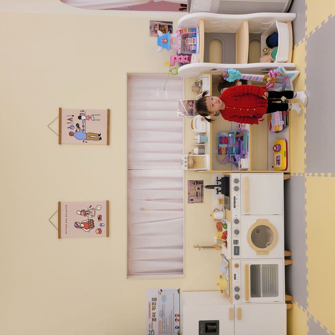 https://image.mom-mom.net/eyJidWNrZXQiOiJtb21tb20tbW9tc3RvdWNoIiwia2V5IjoicGxhY2VzLzY1NGM2MWQzMDYwZjdiMjYxNTVkYzliZC5qcGciLCJlZGl0cyI6eyJyZXNpemUiOnsid2lkdGgiOjUwMCwiaGVpZ2h0Ijo1MDB9fX0=