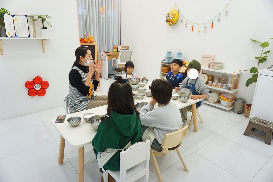 https://image.mom-mom.net/eyJidWNrZXQiOiJtb21tb20tbW9tc3RvdWNoIiwia2V5IjoicGxhY2VzLzY1NTBjNWVjODYxODM2Y2E2MGZhZDM0YS5KUEciLCJlZGl0cyI6eyJyZXNpemUiOnsid2lkdGgiOjUwMCwiaGVpZ2h0IjozMzN9fX0=