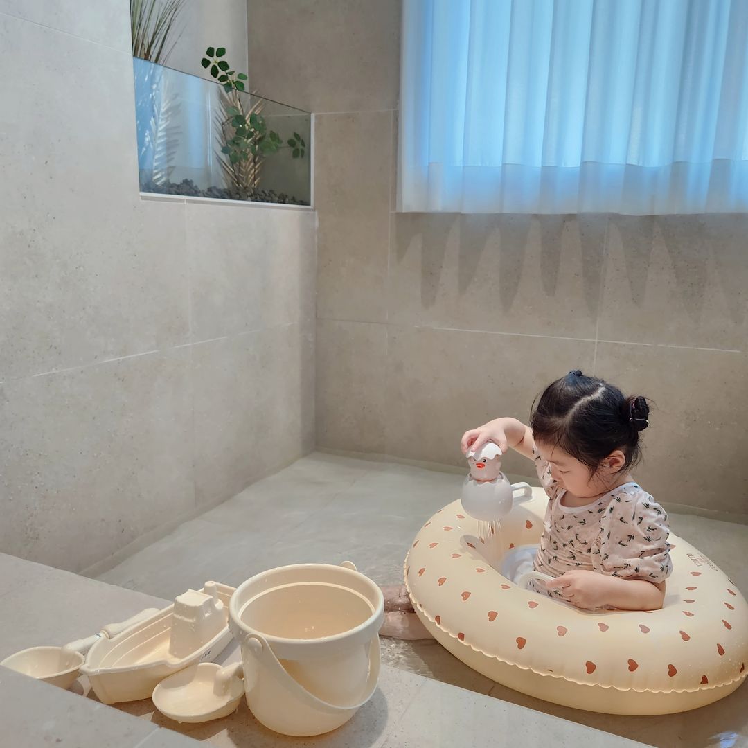 https://image.mom-mom.net/eyJidWNrZXQiOiJtb21tb20tbW9tc3RvdWNoIiwia2V5IjoicGxhY2VzLzY1NzY3MDY3YzY1ZTY0MmUwOTM3ZTI5MC5qcGciLCJlZGl0cyI6eyJyZXNpemUiOnsid2lkdGgiOjEwODAsIndpdGhvdXRFbmxhcmdlbWVudCI6dHJ1ZX19fQ==