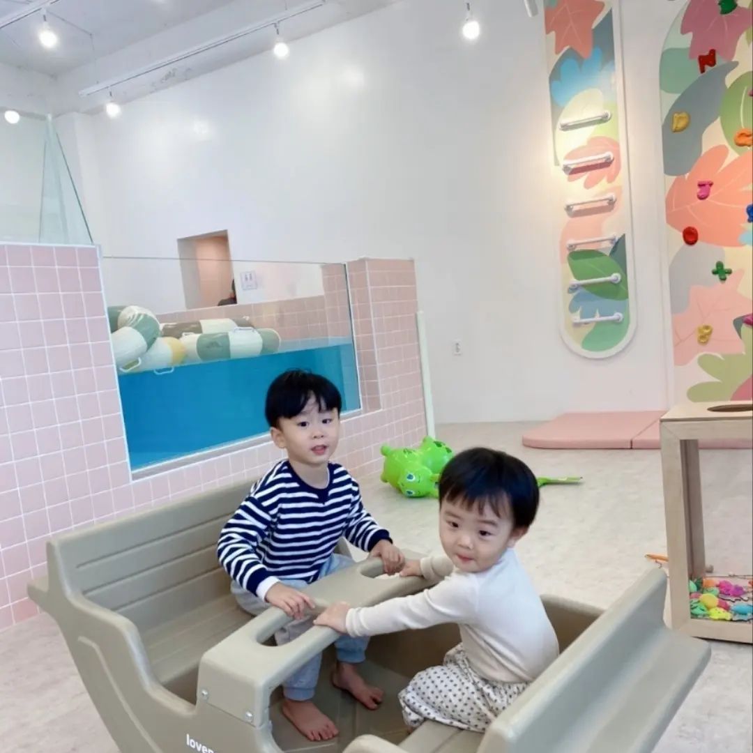 https://image.mom-mom.net/eyJidWNrZXQiOiJtb21tb20tbW9tc3RvdWNoIiwia2V5IjoicGxhY2VzLzY1MTY1NzVhNTVhYmY3YjNhYWE0MDdlMiIsImVkaXRzIjp7InJlc2l6ZSI6eyJ3aWR0aCI6NTAwLCJoZWlnaHQiOjUwMH19fQ==