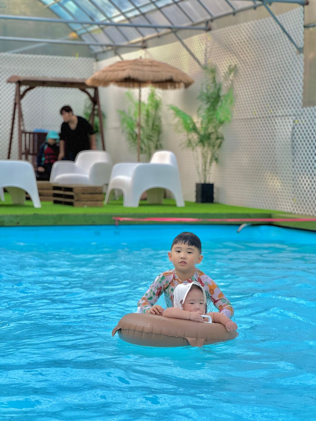 https://image.mom-mom.net/eyJidWNrZXQiOiJtb21tb20tbW9tc3RvdWNoIiwia2V5IjoicGxhY2VzLzY1Mjg5NTNmNmFlYTYwZGY0MWZjZGZmOS5qcGVnIiwiZWRpdHMiOnsicmVzaXplIjp7IndpZHRoIjozNzUsImhlaWdodCI6NTAwfX19